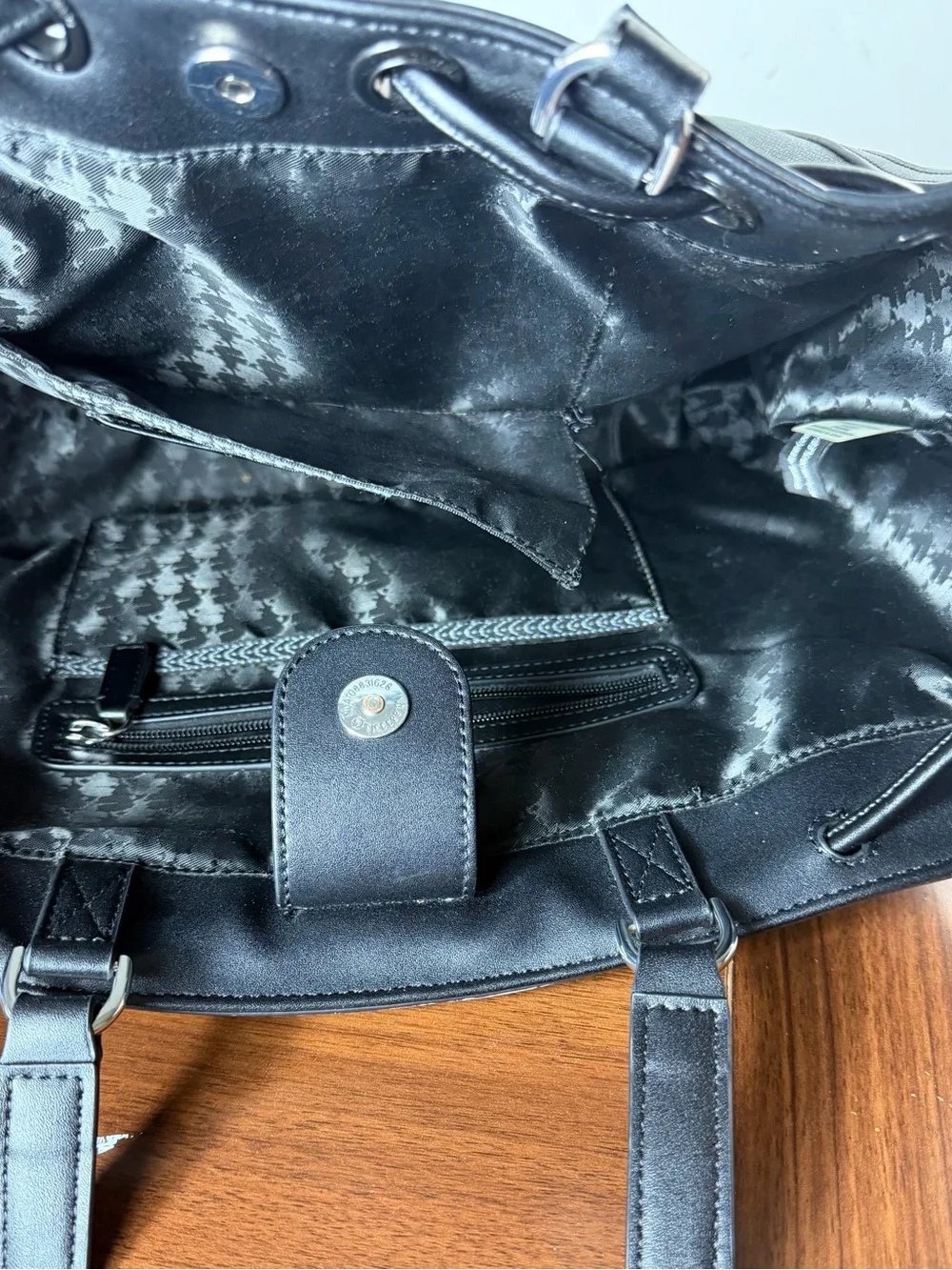 KARL LAGERFELD Paris Black Tote Shoulder Bag – Pre-Owned